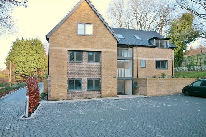 2 Bedroom Apartment To Rent In Flat Pine Rise, Dean Court Road, OX2