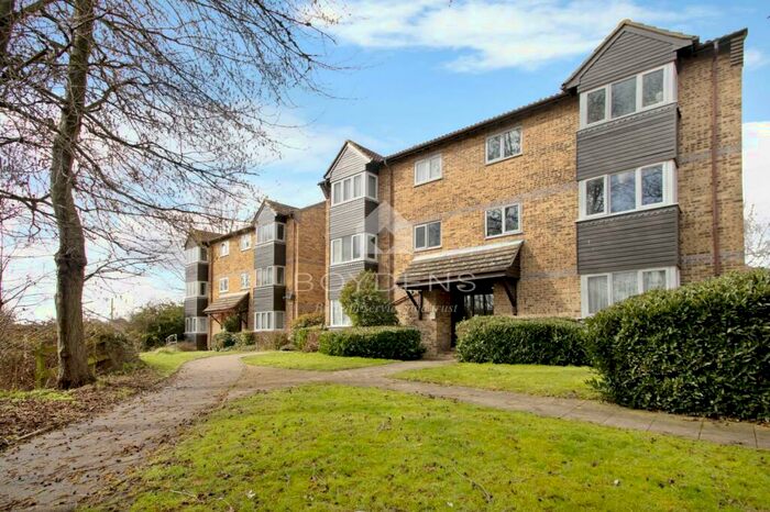 Studio To Rent In Wickham Road, Witham, CM8