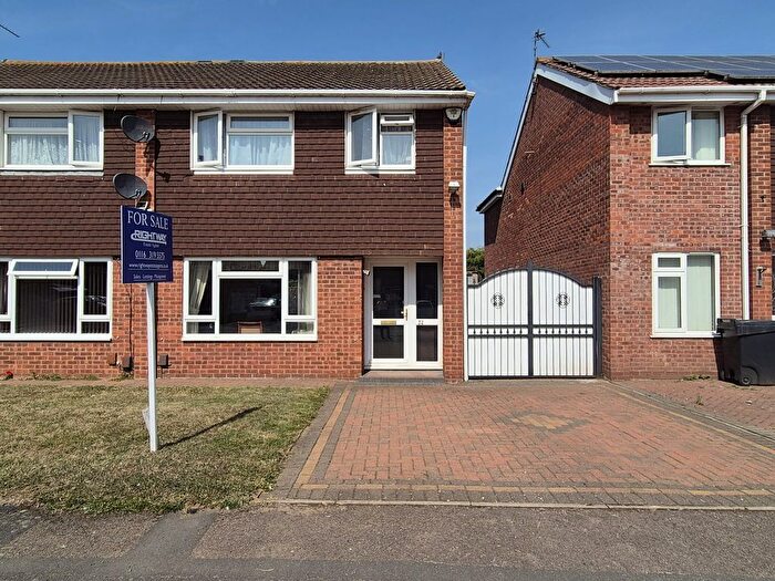 3 Bedroom Semi-detached House For Sale In Gilbert Close, Rushey Mead, LE4