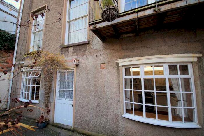 1 Bedroom Flat To Rent In Fairview GL52