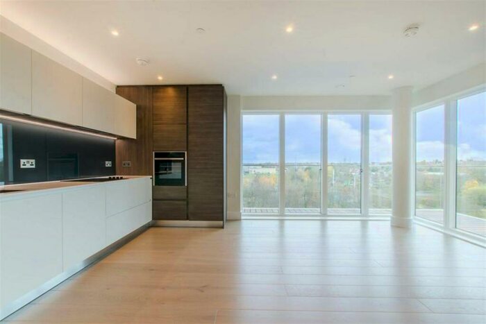 2 Bedroom Apartment To Rent In Hopgood Tower, Pegler Square, SE3