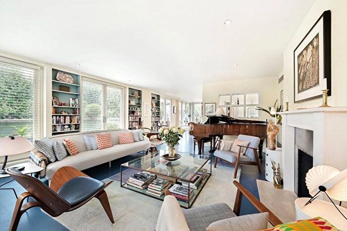 2 Bedroom Flat To Rent In Belgravia Mansions, Holbein Place, London, SW1W