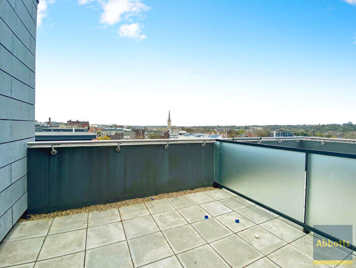 2 Bedroom Apartment To Rent In Lords Gardens, NR1
