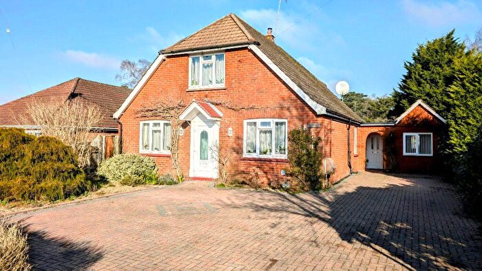 4 Bedroom Bungalow For Sale In Firgrove Road, Whitehill, Bordon, Hampshire, GU35