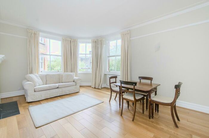 2 Bedroom Flat To Rent In Drayton Gardens Chelsea, SW10