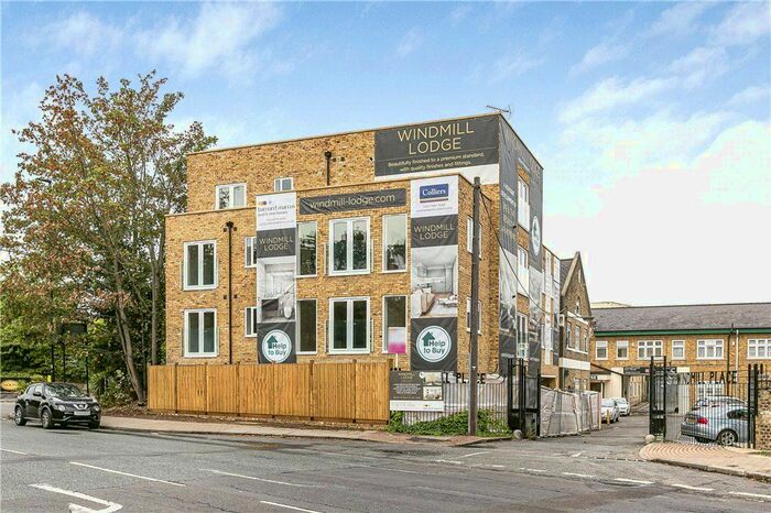 2 Bedroom Flat To Rent In Solar Court, Windmill Place, Qg, UB2