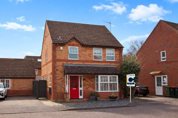 3 Bedroom Detached House For Sale In The Nortons, Caldecotte, Milton Keynes, MK7