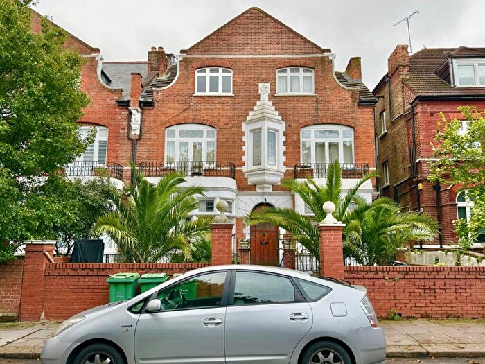 2 Bedroom Flat To Rent In Broadhurst Gardens, NW6