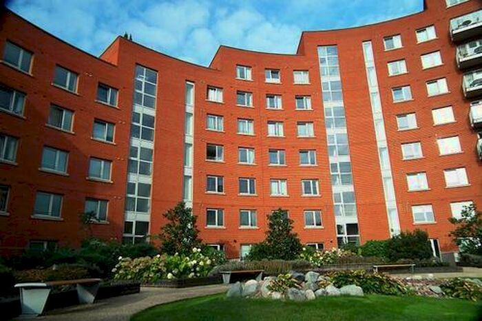 1 Bedroom Flat To Rent In Garand Court, Eden Grove, Drayton Park, Arsenal, Holloway, Highbury, London, N7
