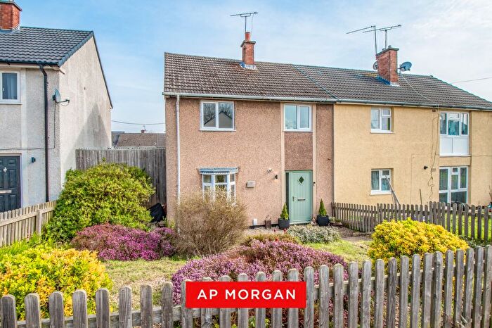 3 Bedroom Semi-Detached House For Sale In Huband Close, Abbeydale, Redditch, B98