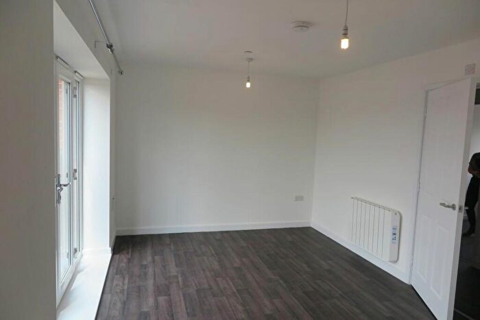 2 Bedroom Apartment To Rent In Robinson Crescent, Loughborough, Leicestershire, LE11