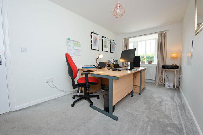 5 Bedroom Detached House For Sale In Yarnfield Parkway, Yarnfield, Stone, ST15 - Photo 5