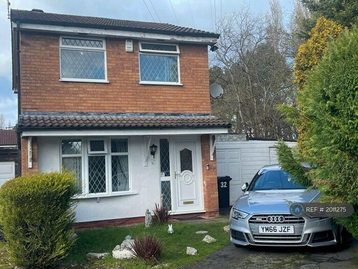 3 Bedroom Detached House To Rent In Hawkes Close, Birmingham, B30