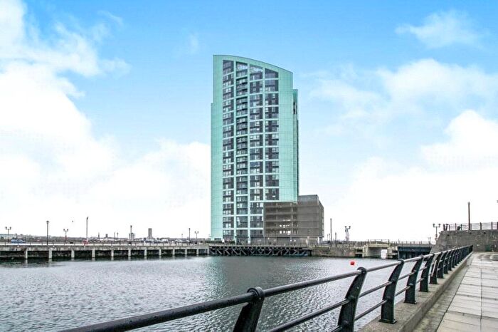 2 Bedroom Flat For Sale In Princes Parade, Liverpool, Merseyside, L3