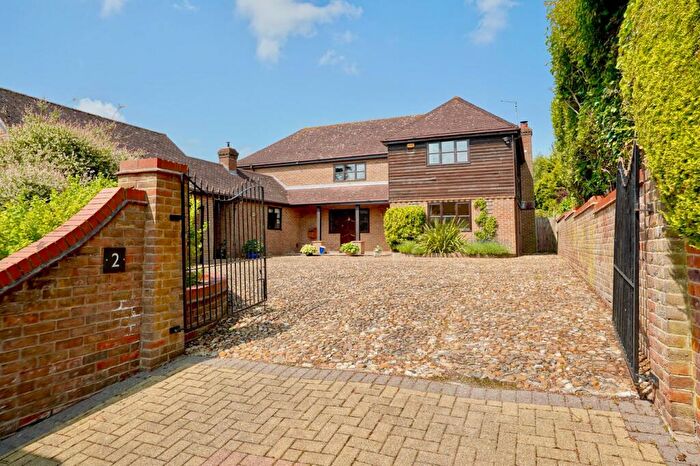 5 Bedroom Detached House For Sale In Station Road, Tilbrook, PE28
