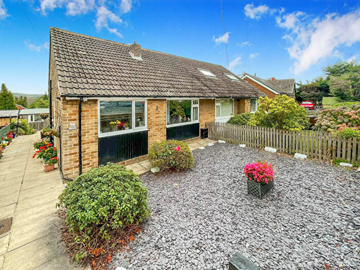 2 Bedroom Semi-Detached Bungalow For Sale In Rawthorpe Lane, Dalton, Huddersfield, Kirklees, HD5