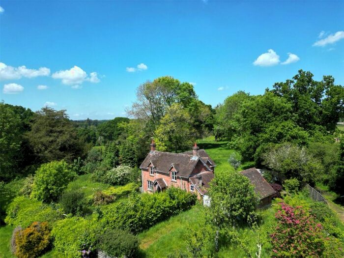 3 Bedroom Detached House For Sale In Hamptworth, Salisbury, Wiltshire, SP5
