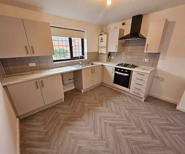 2 Bedroom End Of Terrace House To Rent In Tividale Street, Tipton, DY4