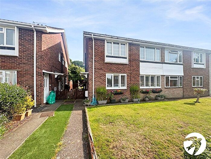 2 Bedroom Maisonette To Rent In Nursery Close, Swanley, Kent, BR8