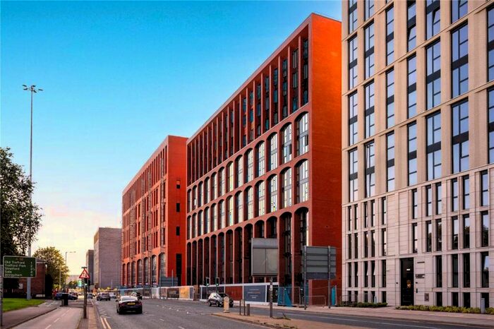 2 Bedroom Apartment To Rent In Sky Gardens, Castlefield, M15