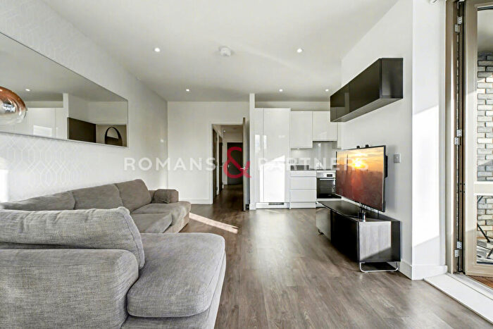 2 Bedroom Apartment To Rent In Flour Millers House, Aberfeldy Village, E14