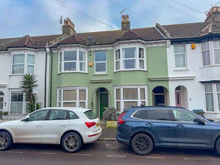 5 Bedroom Terraced House For Sale In Argyle Road, Bognor Regis, PO21