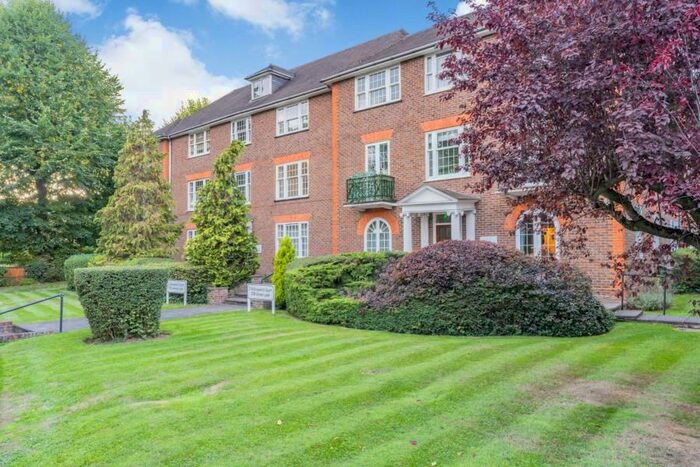 2 Bedroom Flat To Rent In Green Lane, Northwood, HA6