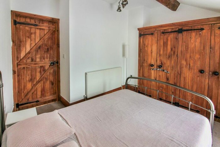 2 Bedroom Cottage To Rent In Market Place, Edenfield, Ramsbottom, Bury, BL0