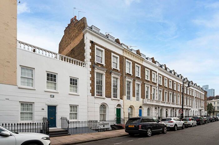 2 Bedroom Flat To Rent In Cambridge Street, Pimlico, London, SW1V