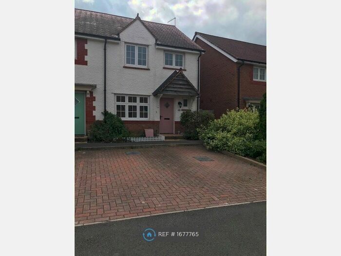 3 Bedroom End Of Terrace House To Rent In Clover Way, Newton Abbot, TQ12