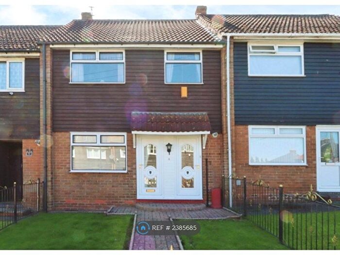 3 Bedroom Terraced House To Rent In Blackstock Road, Sheffield, S14