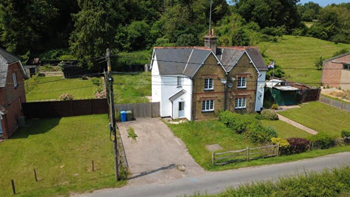 2 Bedroom Semi-Detached House To Rent In Throwley, Faversham, ME13