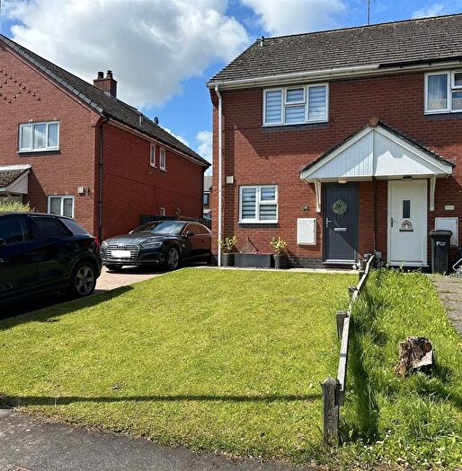2 Bedroom Town House To Rent In Llys Dewi, Penyffordd, Holywell, CH8