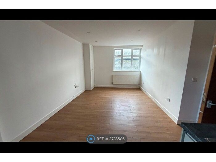 1 Bedroom Flat To Rent In Pudding Lane, Maidstone East, ME14