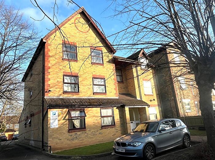 2 Bedroom Flat To Rent In Howard Road, London, SE25