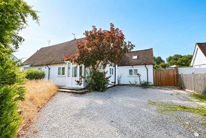 3 Bedroom Semi Detached Bungalow For Sale In Woodside Road, Sundridge, Sevenoaks, TN14