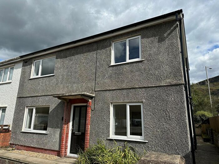 3 Bedroom Semi-Detached House To Rent In Office Row, Ystalyfera, Swansea., SA9