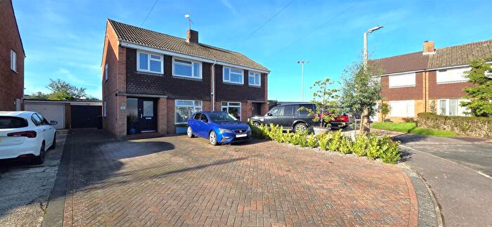 3 Bedroom Semi-Detached House For Sale In Nursteed Park, Devizes, SN10