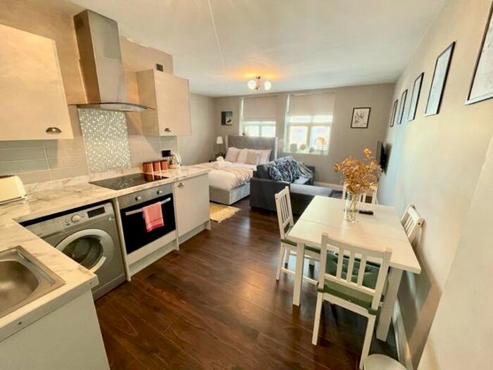 1 Bedroom Studio To Rent In Ditchling Road, Brighton, BN1