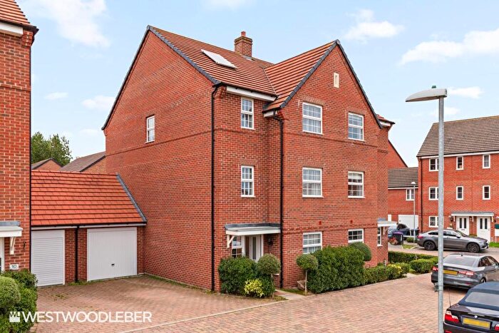 4 Bedroom Semi-Detached House For Sale In Brice Gardens, Buntingford, SG9