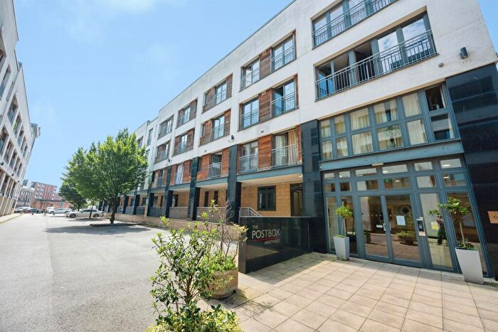 1 Bedroom Apartment For Sale In Upper Marshall Street, Birmingham, B1
