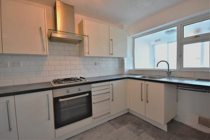 3 Bedroom Terraced House To Rent In Wareham Green, Coventry, CV2