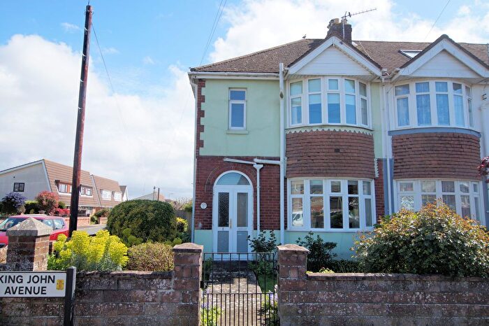 3 Bedroom End Of Terrace House For Sale In King John Avenue, Portchester, PO16