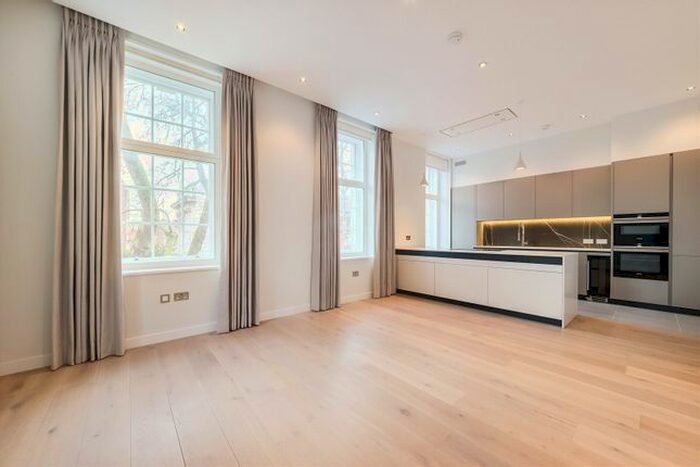 2 Bedroom Flat To Rent In -, Kings Road, Chelsea, London, SW3