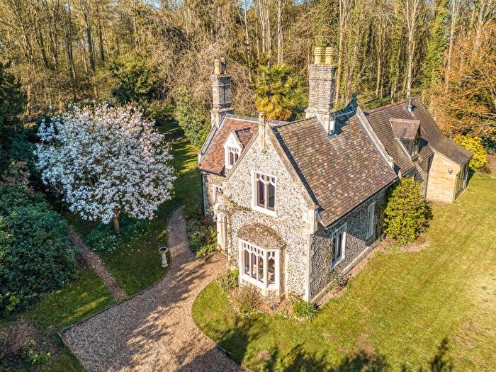 3 Bedroom Character Property For Sale In Hethersett Road, Ketteringham, NR18