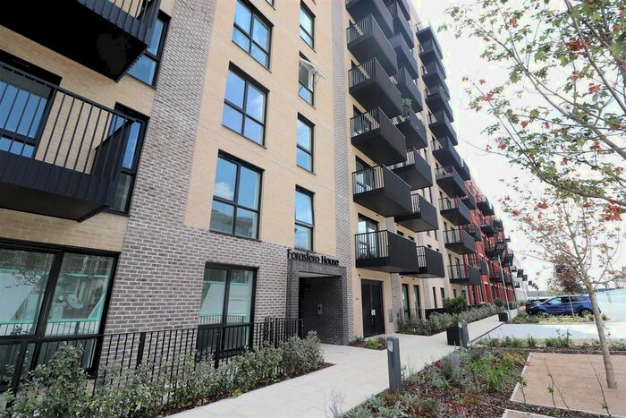 1 Bedroom Flat To Rent In Forastero House, Hayes, UB3