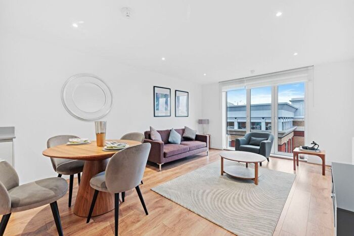 2 Bedroom Flat To Rent In Headstone Road, Harrow, HA1