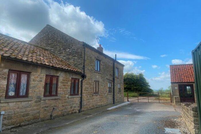 2 Bedroom Cottage To Rent In Village Farm, Pickering, YO18