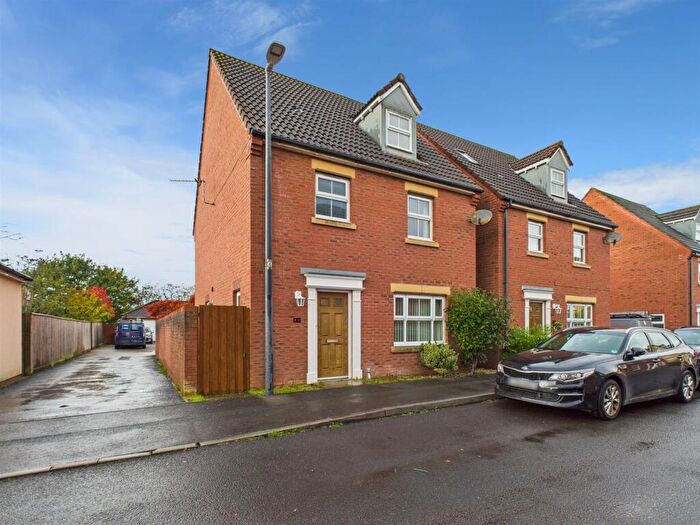 4 Bedroom Detached House For Sale In All Saints Close, Longwell Green, Bristol, BS30