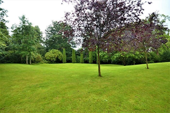 2 Bedroom Apartment To Rent In St. Hilarys Park, Alderley Edge, SK9